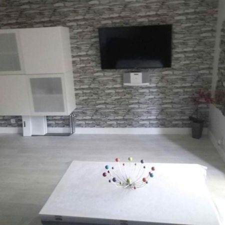 Studio 150M De La Plage La Seyne-sur-Mer Bagian luar foto